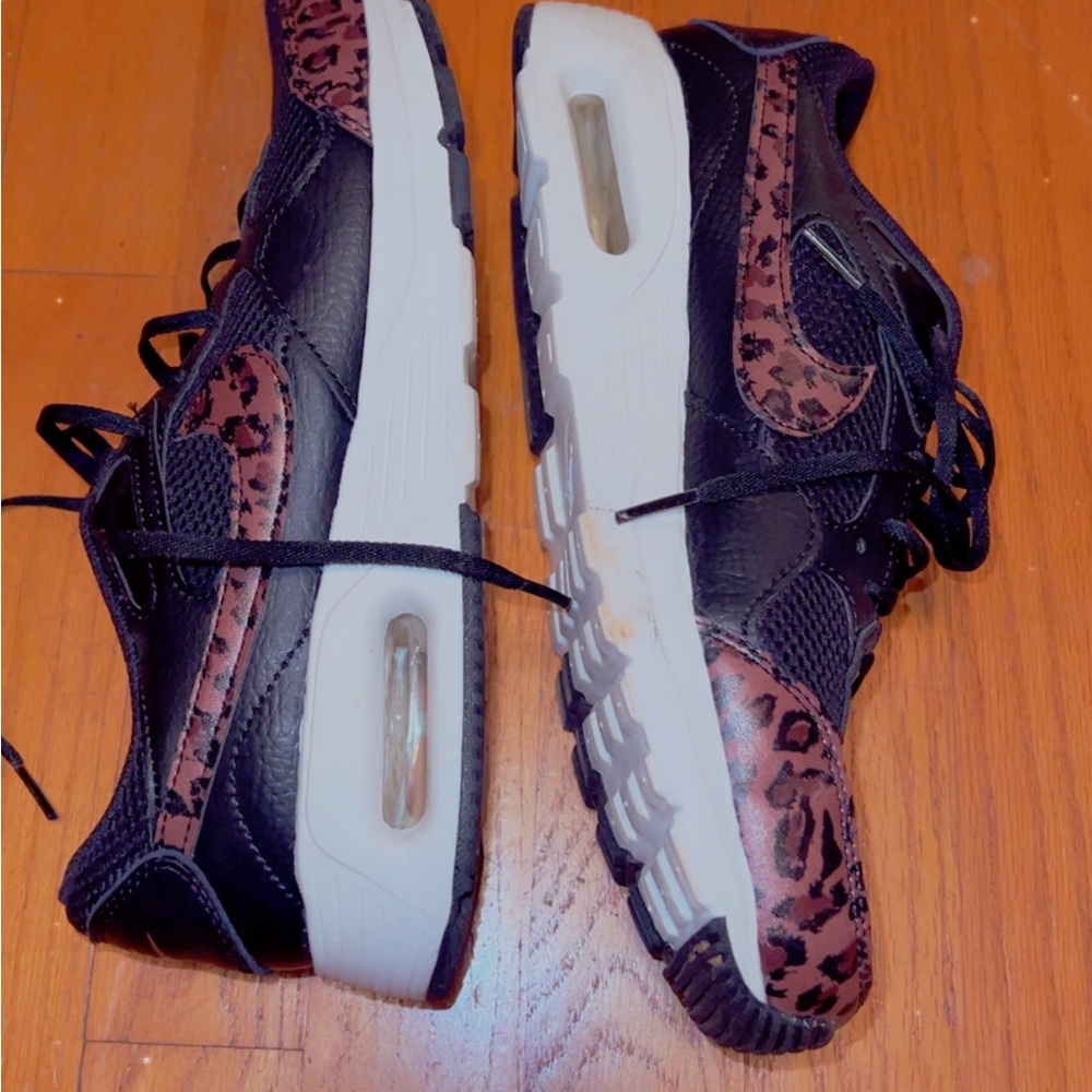 Nike Black and Brown Leopard Print Women's Sneakers